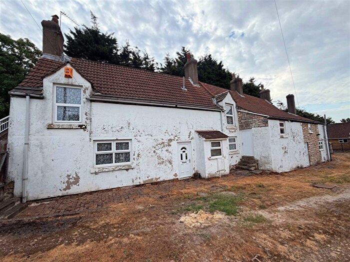 9 Bedroom Property For Sale In Low Road East, Warmsworth, Doncaster, DN4