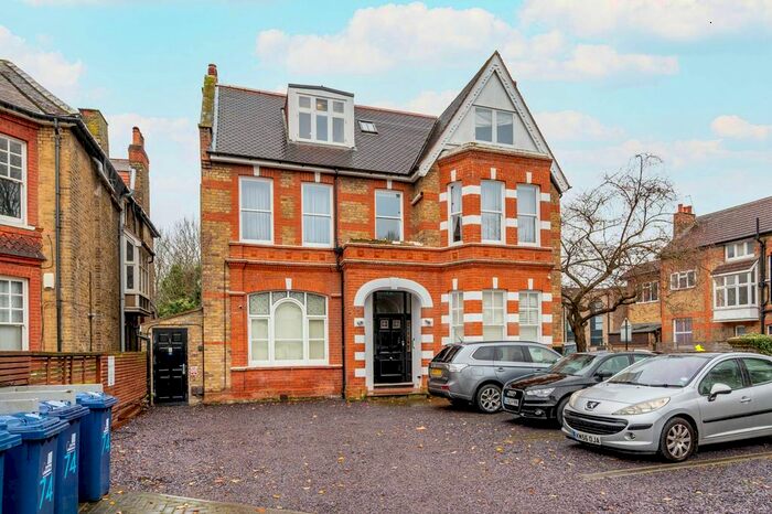 2 Bedroom Flat To Rent In Grange Road, Ealing, London, W5