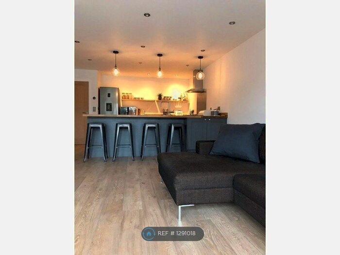 4 Bedroom Detached House To Rent In St Leonards Avenue, Hayling Island PO11