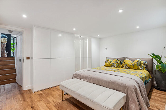 4 Bedroom Terraced House To Rent In Arlington Road, Camden, NW1
