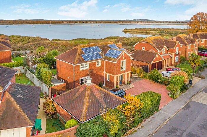 4 Bedroom Detached House For Sale In Hayling Island, Hampshire, PO11