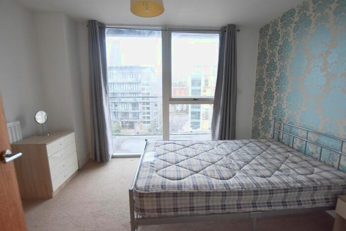 2 Bedroom Flat For Sale In Longleat Avenue, Edgbaston, Birmingham, B15