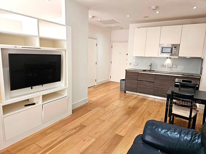 Studio To Rent In Staines Road, Hounslow, TW3