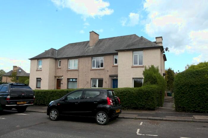 2 Bedroom Flat To Rent In Loganlea Road, Lochend, Edinburgh, EH7