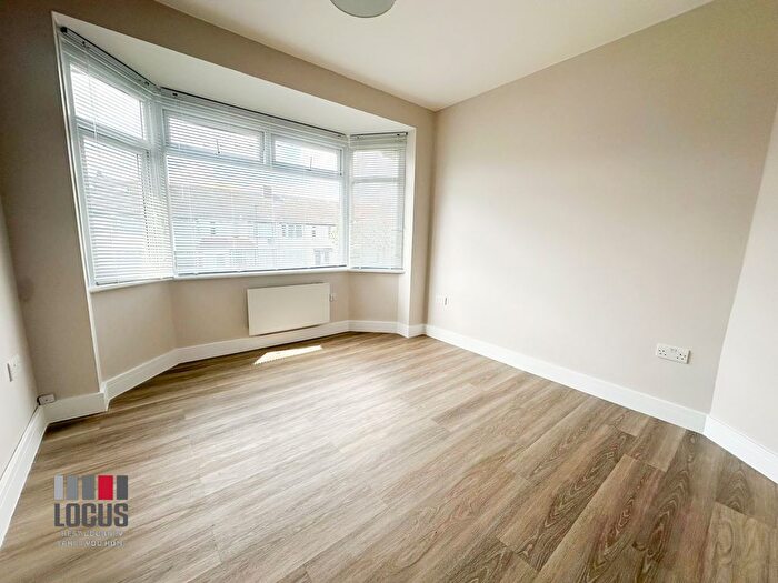 1 Bedroom Maisonette To Rent In Greenwood Avenue, Enfield, EN3