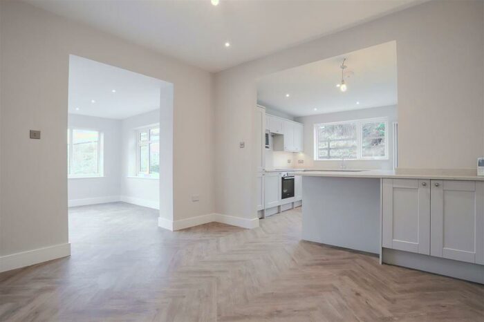 3 Bedroom Bungalow To Rent In Bankside Lane, Bacup, OL13