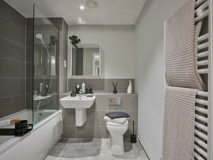 2 Bedroom Apartment To Rent In Newbury, Berkshire, RG14