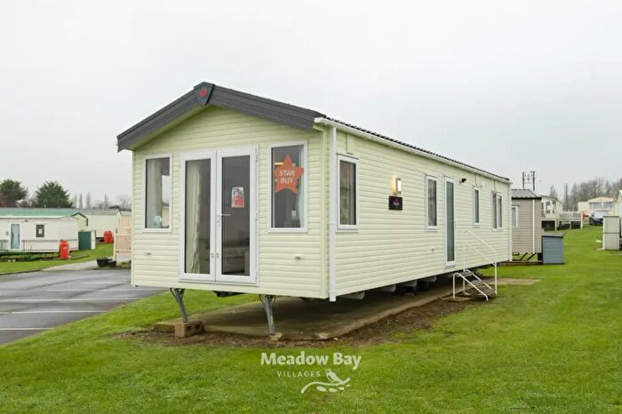 2 Bedroom Park Home For Sale In Plough Road, Minster On Sea, Sheerness, ME12