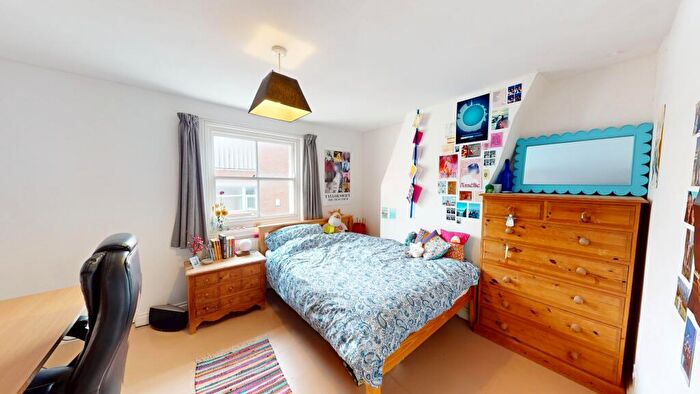 3 Bedroom Terraced House To Rent In Castle Street, City Centre, Brighton, BN1