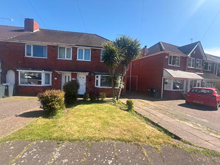 3 Bedroom Semi-Detached House To Rent In Brushfield Road, Birmingham, B42