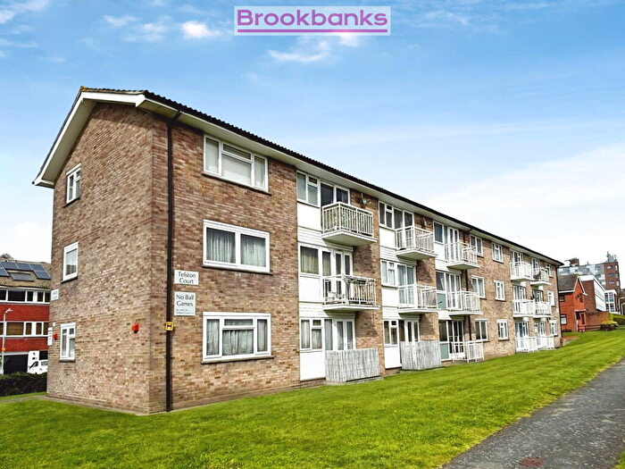 2 Bedroom Flat To Rent In Telston Court, Edwards Gardens, Swanley, BR8
