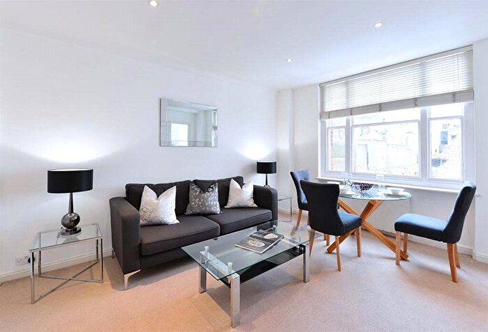 1 Bedroom Flat To Rent In Hill Street, London, W1J