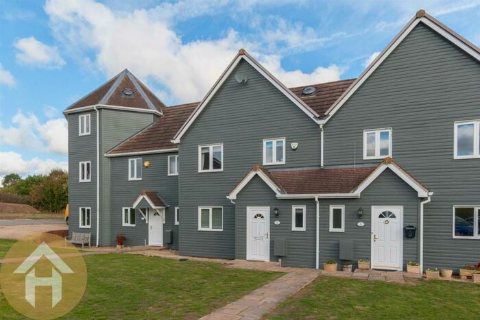 3 Bedroom Terraced House For Sale In Wiltshire Crescent, The WIltshire Leisure Village, Royal Wootton Bassett, SN4