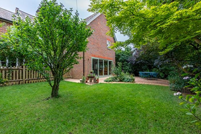 5 Bedroom Semi-Detached House For Sale In Palehouse Common, Framfield, TN22
