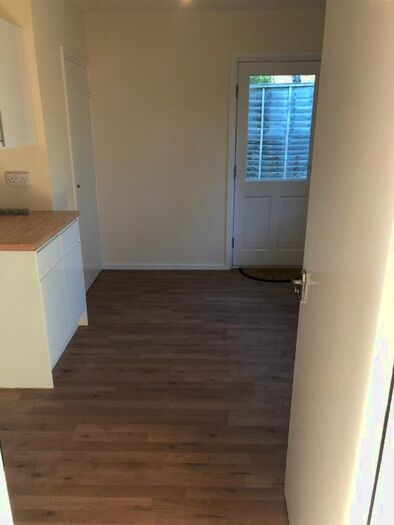 2 Bedroom Bungalow To Rent In Tilekiln Green, Bishop's Stortford, CM22