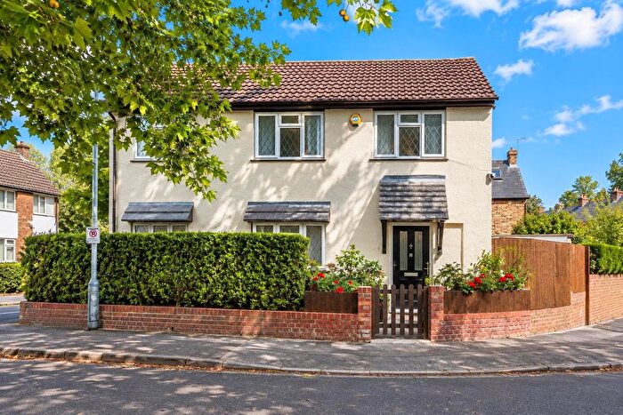 4 Bedroom Detached House For Sale In Caroline Close, West Drayton, UB7