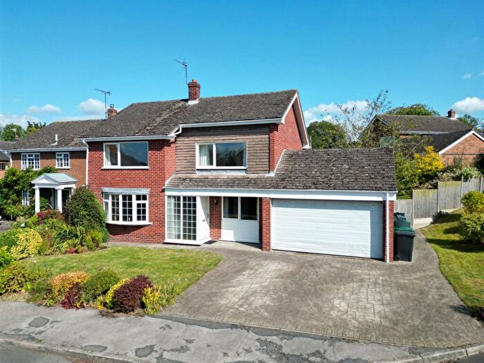 4 Bedroom Detached House For Sale In Meadow Rise, Church Broughton, Derby, DE65