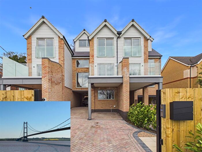 4 Bedroom Town House For Sale In Cliff Road, Hessle, HU13