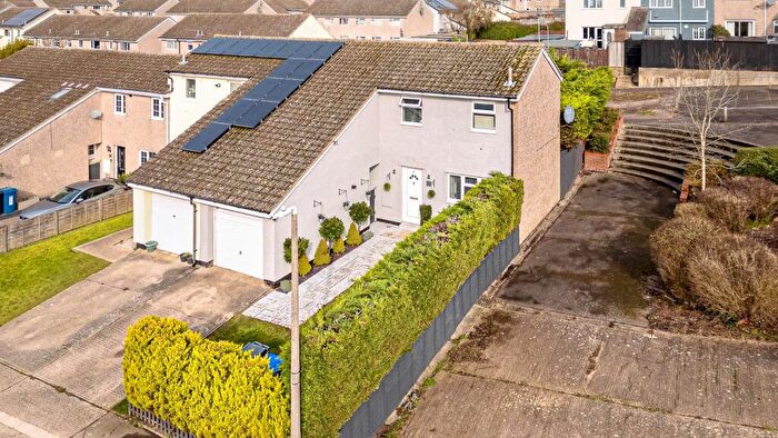 3 Bedroom End Of Terrace House For Sale In Tern Close, Haverhill, CB9