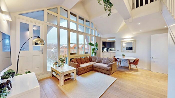 2 Bedroom Flat For Sale In The Winchester Apartments, Highgate, N6