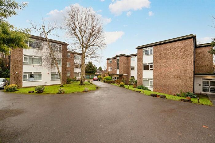 1 Bedroom Flat To Rent In Leopold Avenue, Wimbledon, SW19