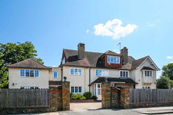 2 Bedroom Flat To Rent In Longworth House, Woodhayes Road, SW19