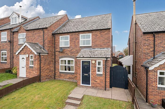3 Bedroom End Terrace House For Sale In Waterloo Fields, Kingswood, Forden, Welshpool, SY21