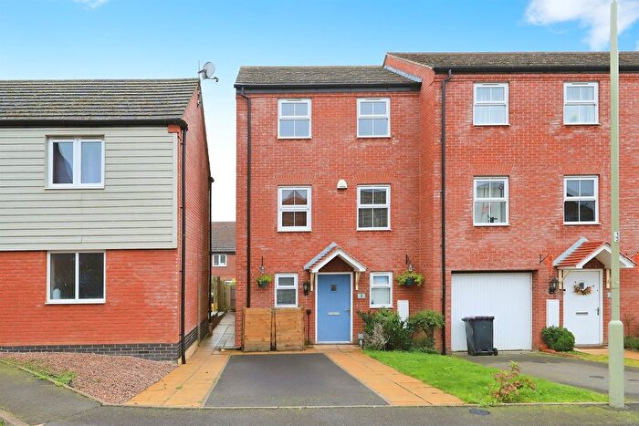 3 Bedroom End Of Terrace House For Sale In Housman Way, Cleobury Mortimer, Kidderminster, DY14