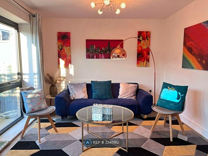 4 Bedroom End Of Terrace House To Rent In Baker Lane, Trumpington, Cambridge, CB2