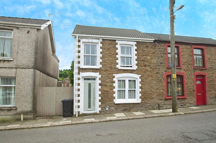 3 Bedroom Semi-Detached House For Sale In Garn Road, Maesteg, CF34