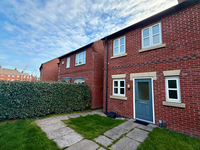 2 Bedroom End Of Terrace House To Rent In Hoyte Drive, Kegworth, DE74