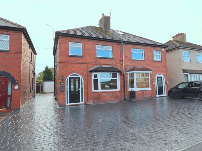 3 Bedroom Property For Sale In Warmingham Road, Crewe CW1