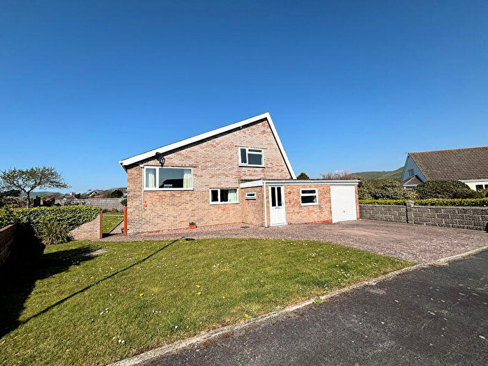 5 Bedroom Detached House For Sale In Faenol Isaf, Tywyn, Gwynedd, LL36