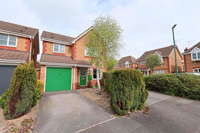3 Bedroom Detached House For Sale In Quarry Way, Emersons Green, Bristol, BS16