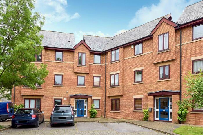 2 Bedroom Apartment To Rent In Paradise Street, Oxford, OX1