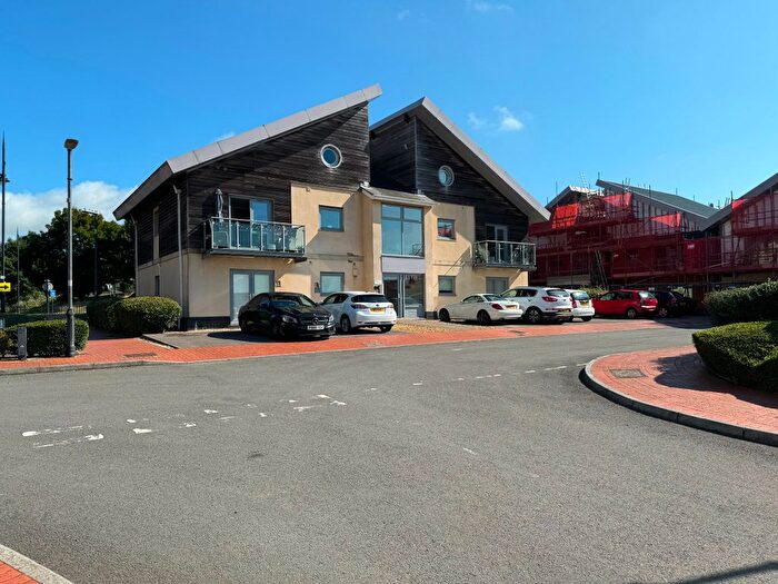 2 Bedroom Flat To Rent In Rosella, Cei Dafydd, Barry, CF63