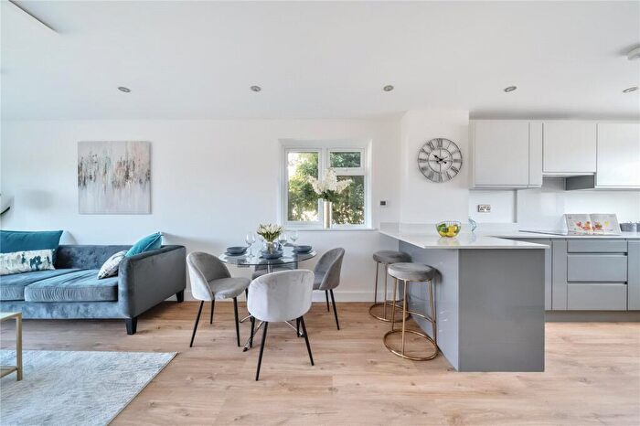 3 Bedroom Semi-Detached House To Rent In Crabtree Lane, Lancing, West Sussex, BN15