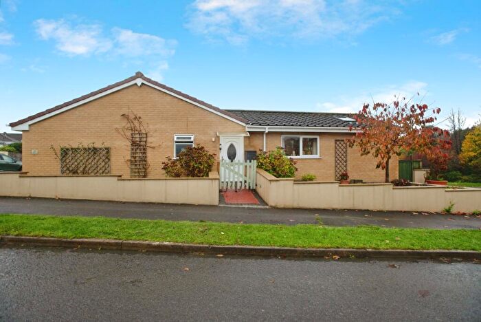 3 Bedroom Bungalow For Sale In Leigh Court, Plymouth, PL6