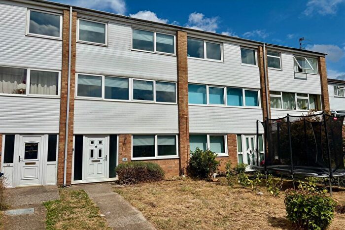 5 Bedroom Town House To Rent In Salford Road, Marston, Oxford, OX3