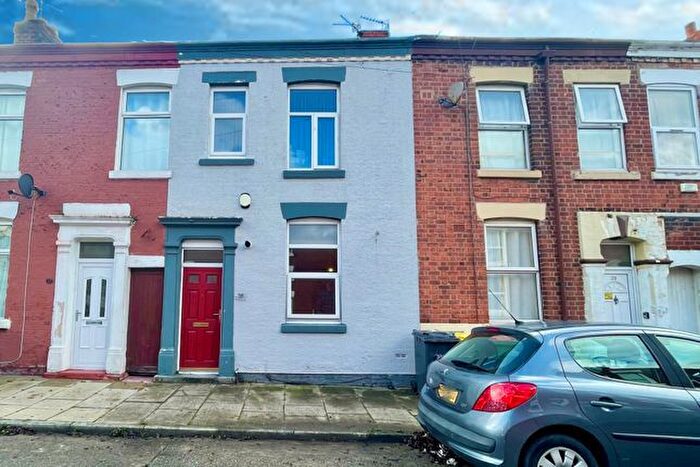 3 Bedroom Terraced House To Rent In Elliott Street, Preston, Lancashire, PR1