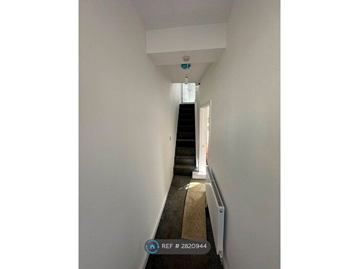 4 Bedroom Terraced House To Rent In Ronald Avenue, Llandudno Junction, LL31