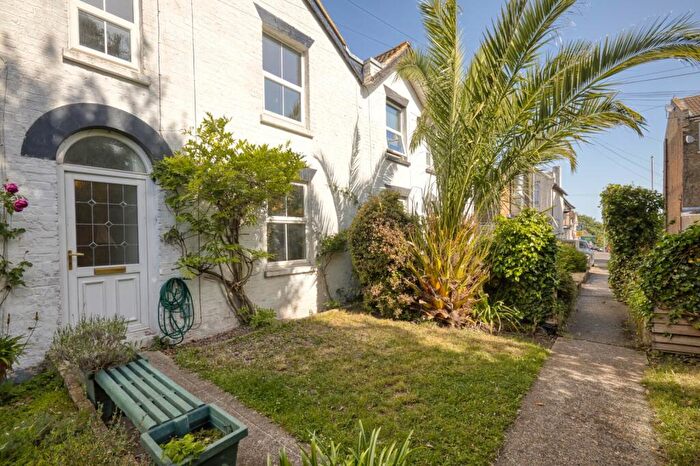 2 Bedroom Terraced House For Sale In Stanley Place, Broadstairs, Kent, CT10