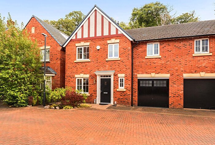 4 Bedroom Semi-Detached House For Sale In Thornfield Road, Bristol, BS10