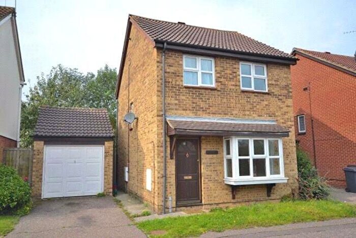 3 Bedroom Detached House To Rent In Flintwich Manor, Chelmsford, Essex, CM1