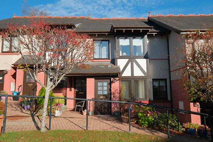 2 Bedroom Flat For Sale In The Rowans, Cults, Aberdeen, AB15