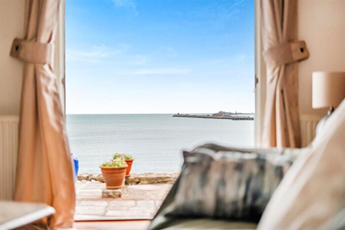 3 Bedroom Bungalow For Sale In Belmont Street, Weymouth, DT4