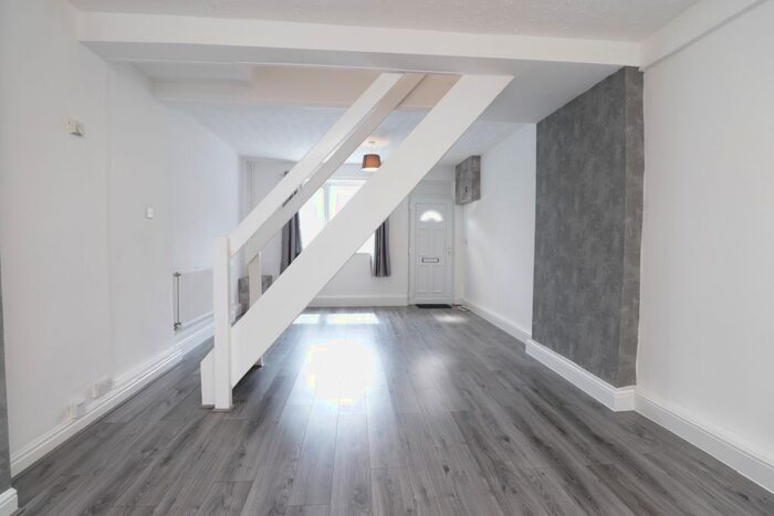 3 Bedroom Terraced House To Rent In Staveley Street, Edlington, Doncaster, DN12