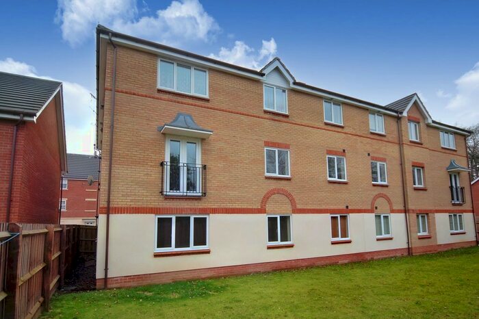 2 Bedroom Flat To Rent In Ethelreda Drive, Thetford, Norfolk, IP24