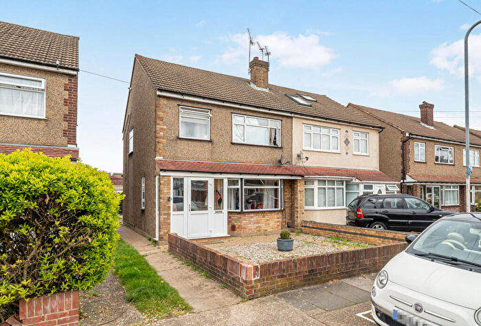 3 Bedroom Semi Detached House For Sale In Epping Close, Romford, RM7