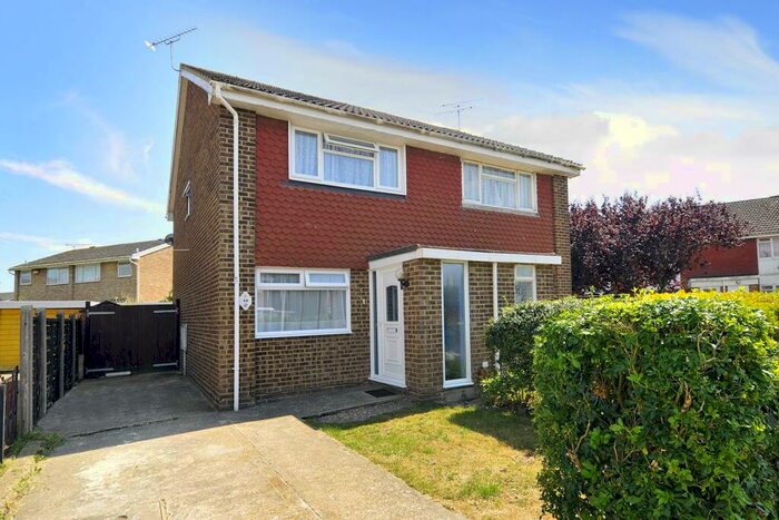 2 Bedroom Semi-Detached House To Rent In Edmonton Road, Worthing, BN13